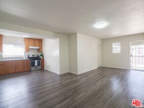 356 S St Andrews Pl in Los Angeles, CA - Building Photo - Building Photo
