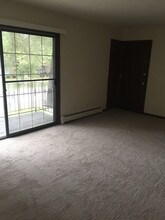 7017 99th St-Unit -2W in Chicago Ridge, IL - Building Photo - Building Photo