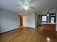 1354 W Foster Ave, Unit 3W in Chicago, IL - Building Photo - Building Photo