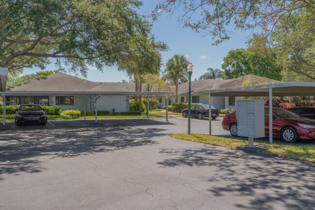 Bryn Mawr At Countryside Condos in Clearwater, FL - Building Photo - Building Photo