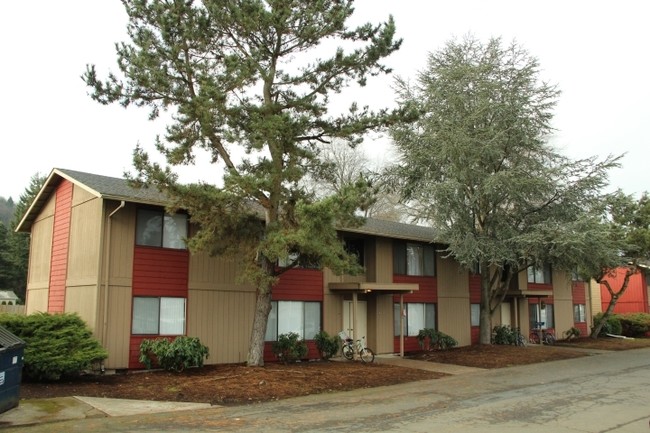 Valley View Apartments in Longview, WA - Building Photo - Building Photo