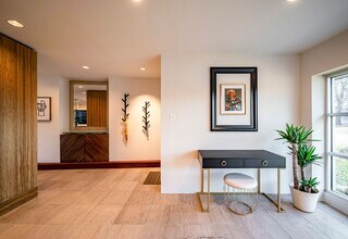 6119 Waltway Dr in Houston, TX - Foto de edificio - Building Photo