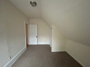 137 E Gorham St, Unit 7 in Madison, WI - Building Photo - Building Photo