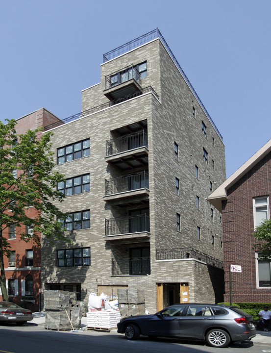 5506 15th Ave in Brooklyn, NY - Building Photo