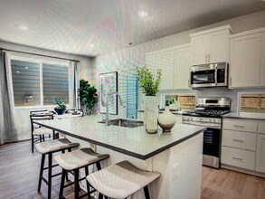 23839 SW Black Tortoise Ter in Tualatin, OR - Foto de edificio - Building Photo