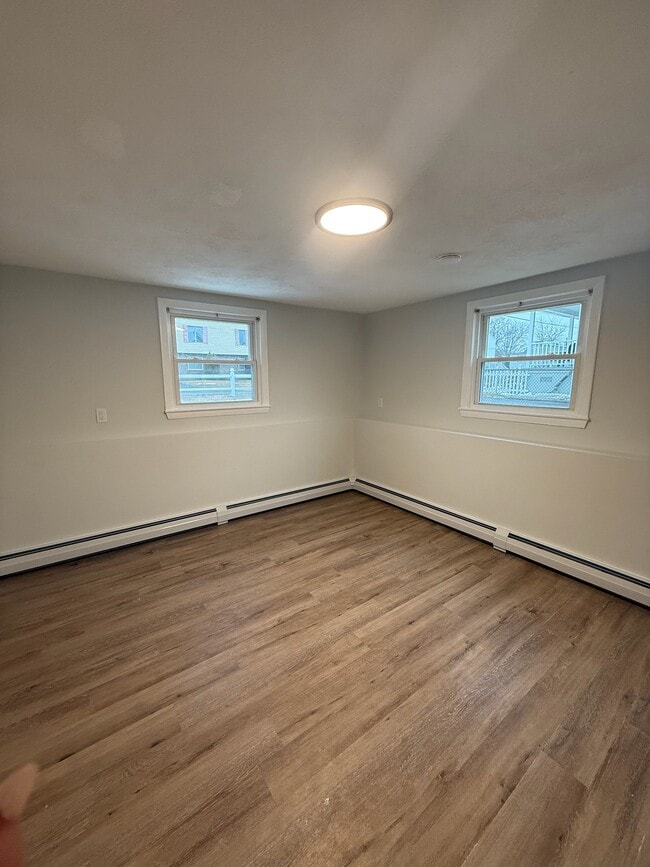 33 Bristow St, Unit 1 in Saugus, MA - Building Photo - Building Photo