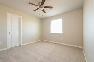 14413 Heritage Dr in Longmont, CO - Building Photo - Building Photo