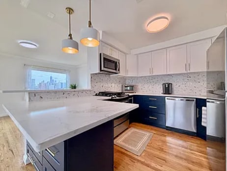 126 Ogden Ave. in Jersey City, NJ - Foto de edificio - Building Photo