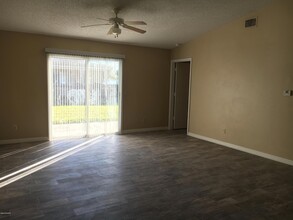 1724 Delki St NW, Unit 0507 in Palm Bay, FL - Building Photo - Building Photo