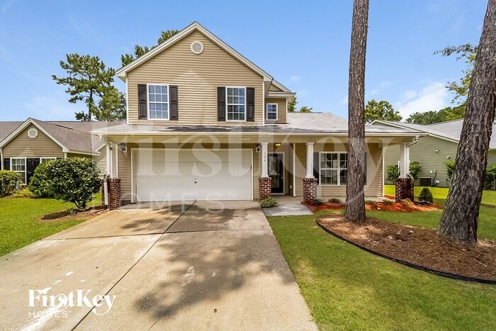 104 Mcgrady Dr in Ladson, SC - Foto de edificio