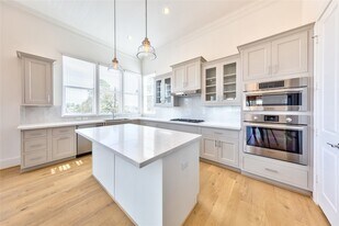 3403 Timbergrove Oaks St in Houston, TX - Building Photo
