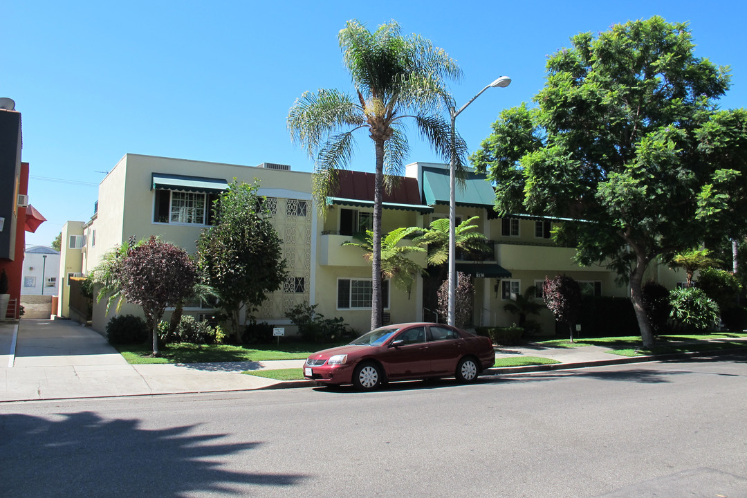 8130 Norton Avenue Apartments in West Hollywood, CA - Building Photo