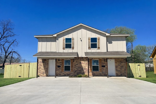 property at 501 N 18th St