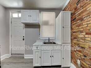 702 Dolphin St in Baltimore, MD - Building Photo - Building Photo