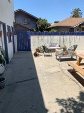 1541 Elm Ave, Unit 1543 Elm Ave in Long Beach, CA - Foto de edificio - Building Photo
