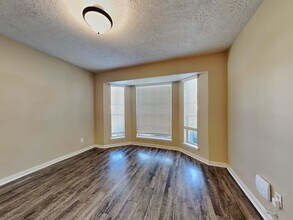 15027 Pebble Bend Dr in Houston, TX - Building Photo - Building Photo