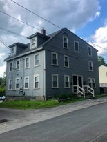 15 Schoolhouse Ln in Durham, NH - Building Photo