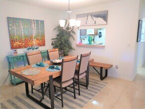 307 Pine Hollow Cir in Venice, FL - Building Photo - Building Photo