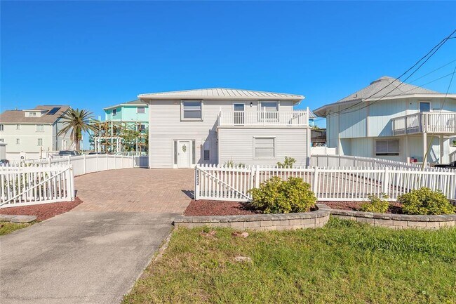6343 Turtlemound Rd in New Smyrna Beach, FL - Foto de edificio - Building Photo