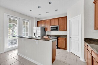 7718 Anselmo Ln in Windermere, FL - Building Photo - Building Photo