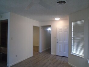 3112 Milissa Way in Bakersfield, CA - Building Photo - Building Photo