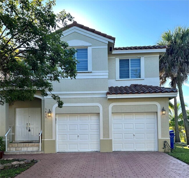 3835 SW 169th Terrace in Miramar, FL - Building Photo - Building Photo