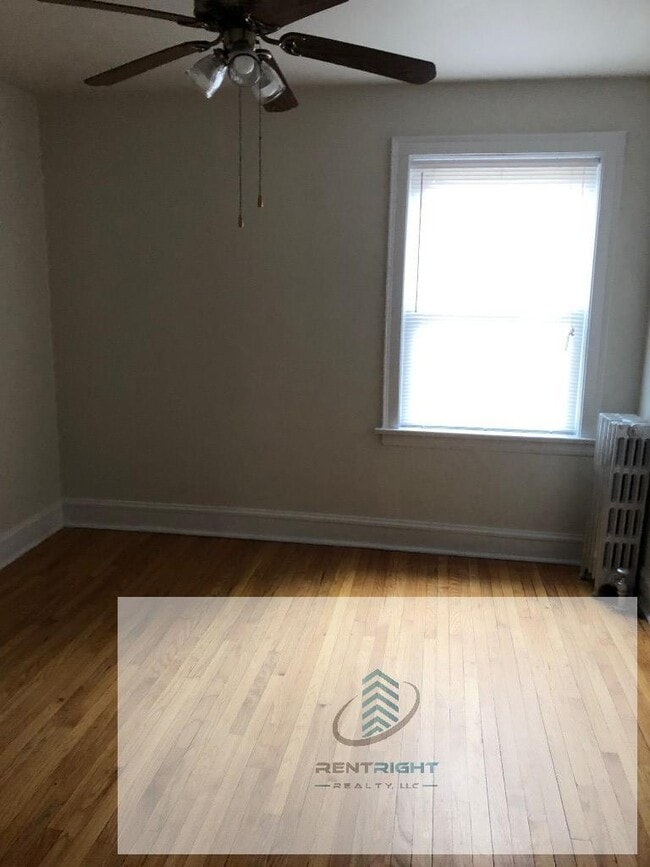 property at 3454 N Kedvale Ave