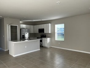 15253 Wildflower Cir in Naples, FL - Building Photo - Building Photo