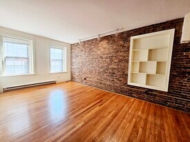 81 West Cedar St, Unit 6 in Boston, MA - Building Photo