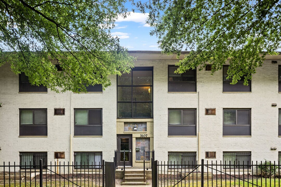 3107 Naylor Rd SE in Washington, DC - Building Photo