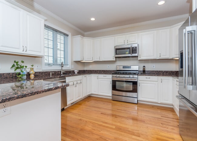 property at 43 Hammond St