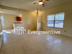 121 Pembroke Ct in Raeford, NC - Building Photo - Building Photo