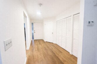 3950 Cocoplum Cir in Coconut Creek, FL - Building Photo - Building Photo