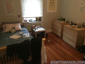 435 Hanover St in Boston, MA - Building Photo - Building Photo