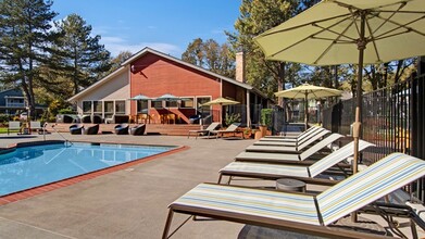 Arbor Creek Apartments in Beaverton, OR - Building Photo - Interior Photo