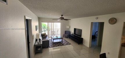 959 SE 2nd Ave in Deerfield Beach, FL - Building Photo - Building Photo