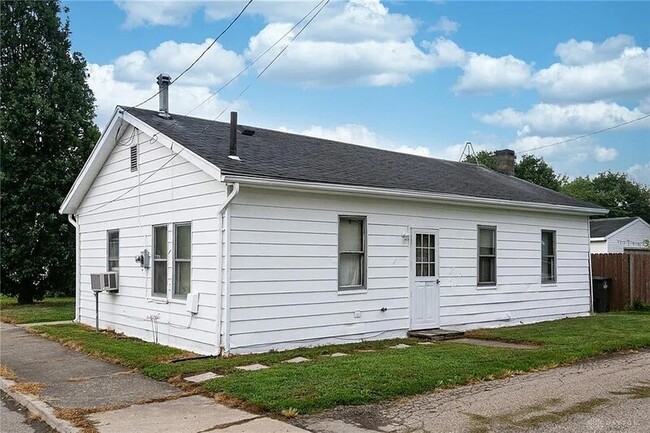 102 1/2 Home Ave in West Carrollton, OH - Building Photo - Building Photo