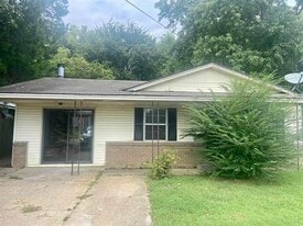 418 Tennessee St in Blytheville, AR - Building Photo