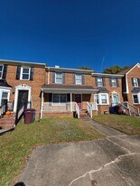 336 San Roman Dr in Chesapeake, VA - Building Photo