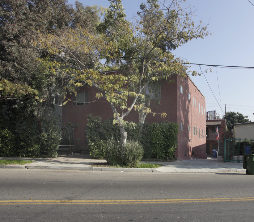 706-710 1/2 N Hoover St in Los Angeles, CA - Building Photo