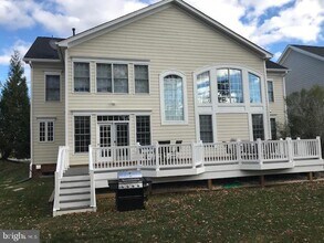 11876 Chanceford Dr in Woodbridge, VA - Building Photo - Building Photo