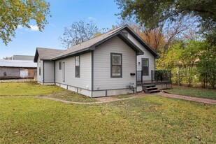 1908 S Main St in Georgetown, TX - Foto de edificio - Building Photo