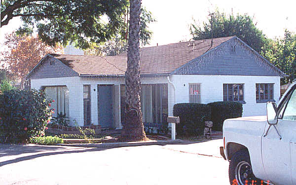 Foothill Mobile Home Park in Pomona, CA - Building Photo - Building Photo