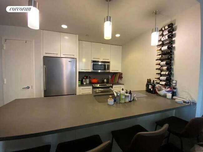 517 W 46th St in New York, NY - Building Photo - Building Photo