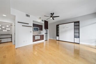 603 Davis St in Austin, TX - Foto de edificio - Building Photo