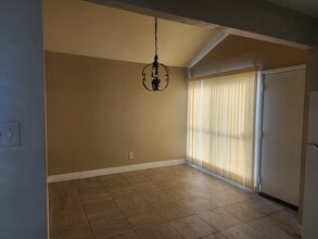 3775 Heatherwood Dr in Beaumont, TX - Foto de edificio - Building Photo