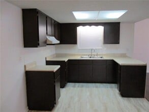 102 Westcliff Center St in Warner Robins, GA - Building Photo - Building Photo