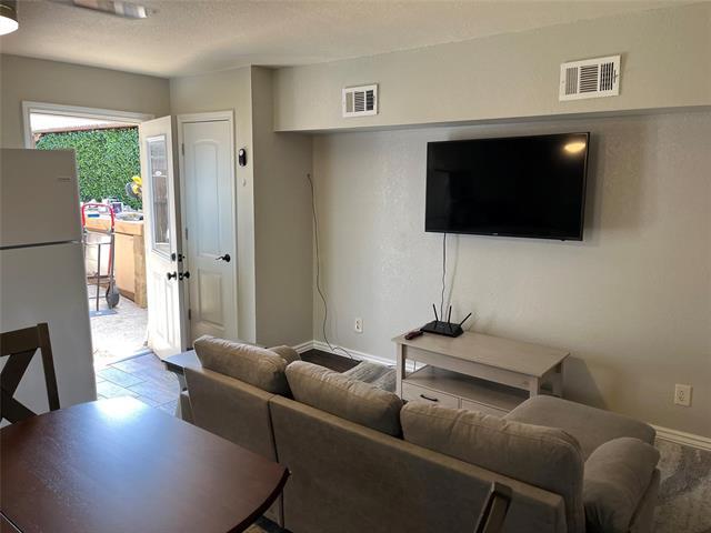 1605 Bardfield Ave in Garland, TX - Building Photo - Building Photo