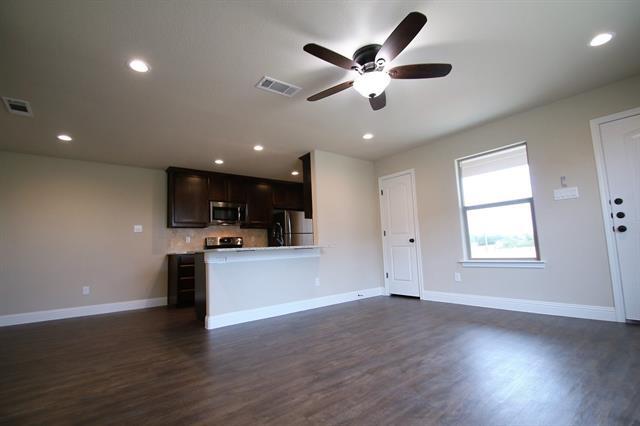 164 Crossbow Ct in Weatherford, TX - Building Photo - Building Photo