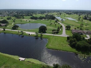 278 Boundary Blvd in Rotonda West, FL - Foto de edificio - Building Photo